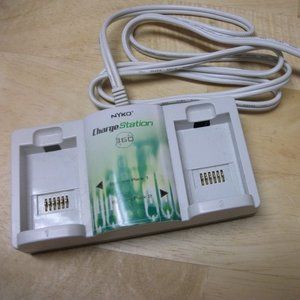 Nyko Charge Station Xbox 360 Battery Charger 86025-A50